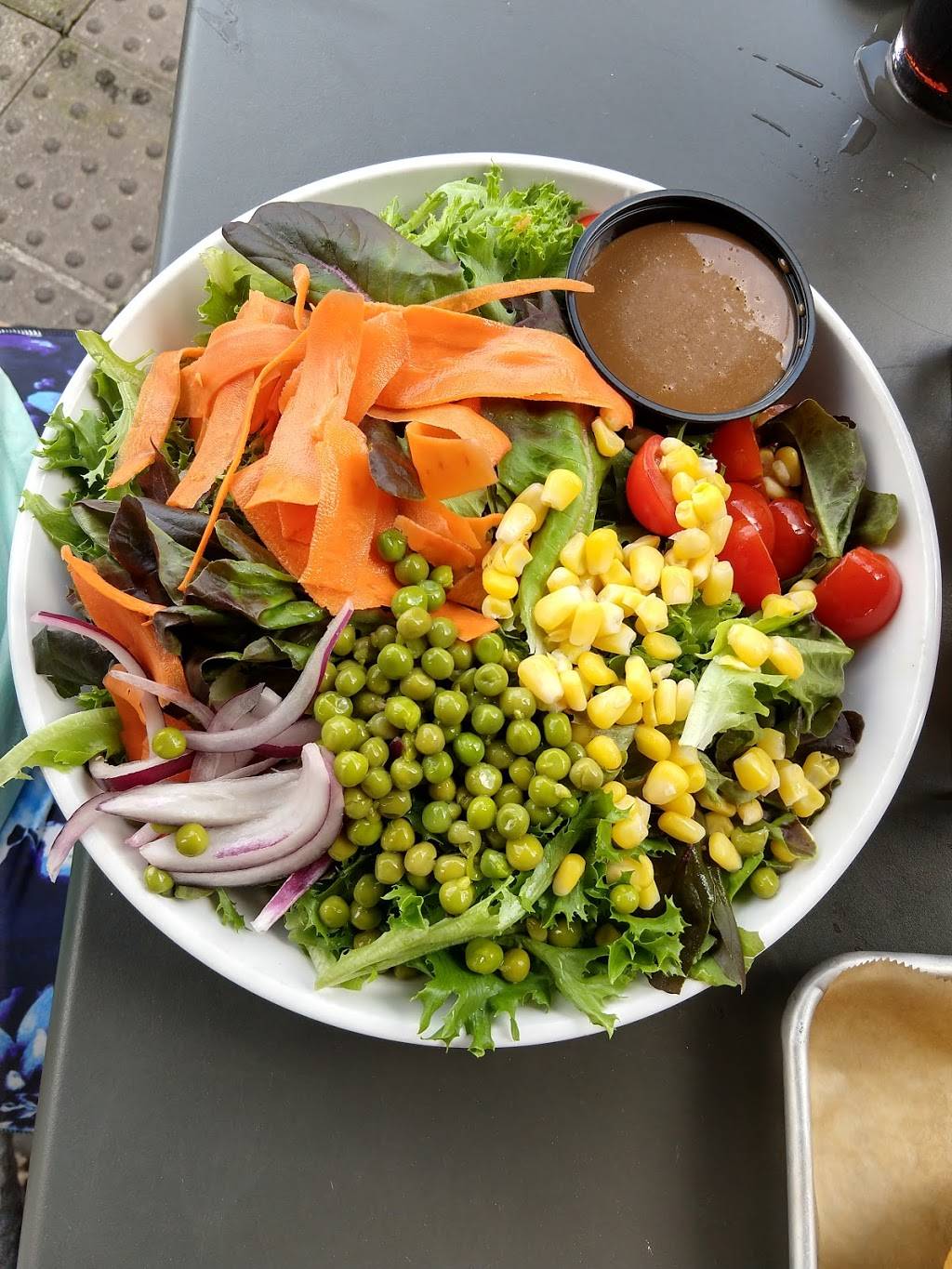 The Pig and The Pearl | restaurant | 1380 Atlantic Dr, Atlanta, GA 30363, USA | 4045410930 OR +1 404-541-0930