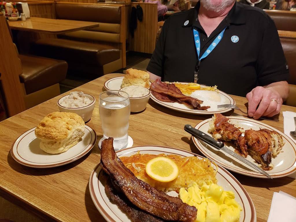 Totem Family Dining | restaurant | 4410 Rucker Ave, Everett, WA 98203, USA | 4252523277 OR +1 425-252-3277