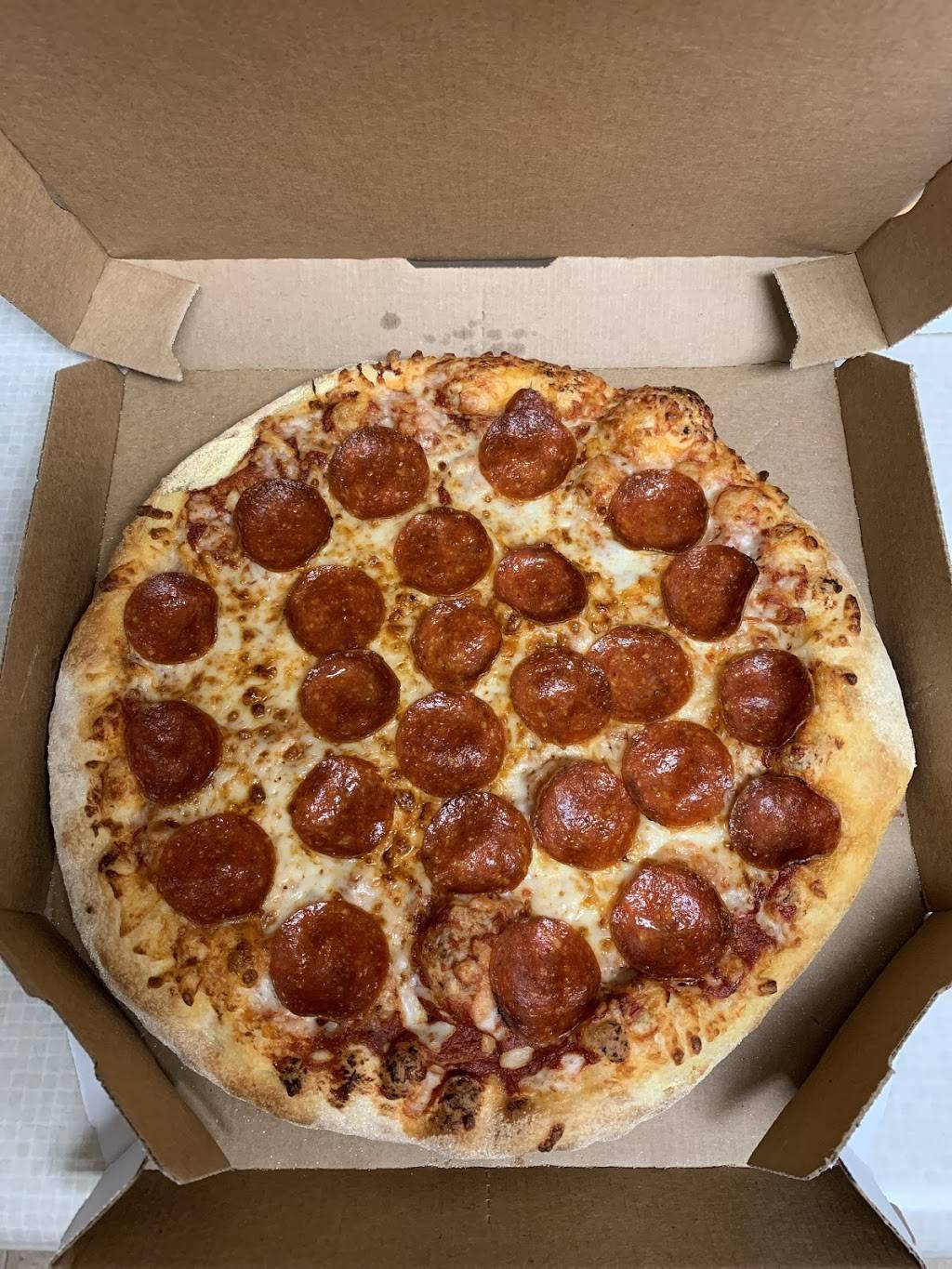 Dominos Pizza | meal delivery | 10411 N 35th Ave, Phoenix, AZ 85051, USA | 6028636883 OR +1 602-863-6883