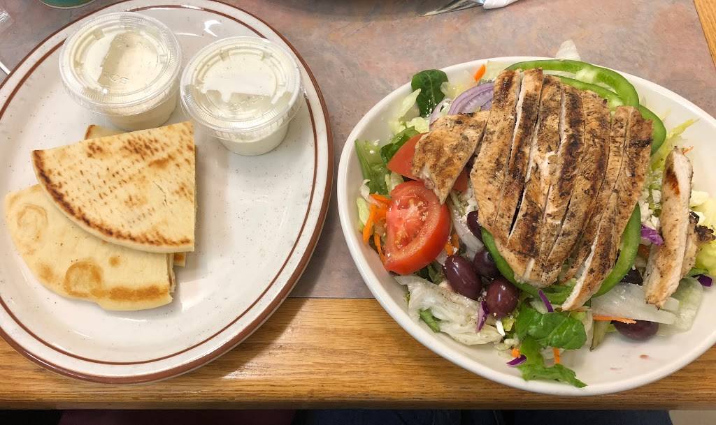 Toms Burgers 25 | restaurant | 695 W Palmdale Blvd, Palmdale, CA 93551, USA | 6619479777 OR +1 661-947-9777