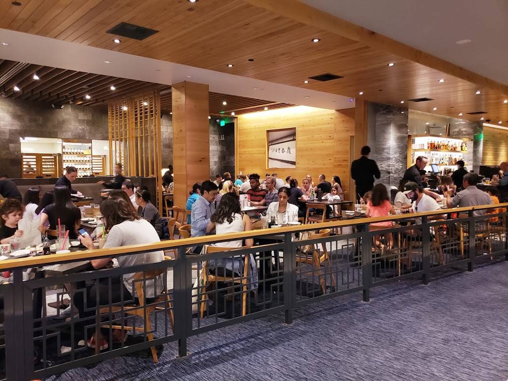 Din Tai Fung | restaurant | 177 Caruso Ave, Glendale, CA 91210, USA | 8185515561 OR +1 818-551-5561