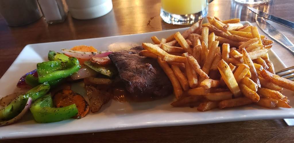 OCentro Pub & Grill | restaurant | 268 Rue des Forges, Trois-Rivières, QC G9A 2G8, Canada | 8198402601 OR +1 819-840-2601