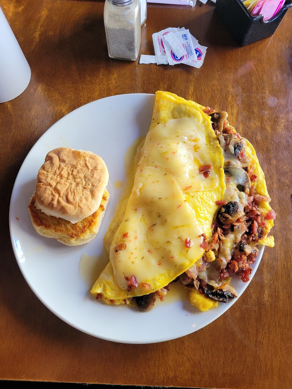 The Copper Hen | restaurant | 157 W Cedar St, Globe, AZ 85501, USA | 9284731207 OR +1 928-473-1207