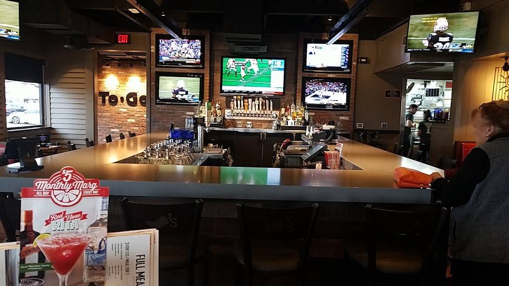 Chilis | meal takeaway | 901 West End Pointe Dr, Yukon, OK 73099, USA | 4053503796 OR +1 405-350-3796