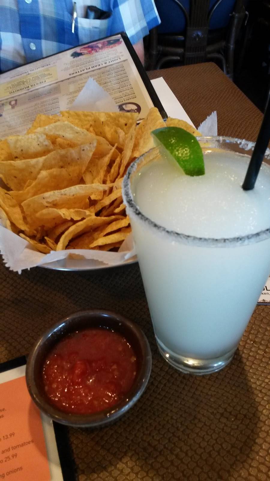 El Fenix Mexican Restaurant | restaurant | 3128 Forest Ln #240, Dallas, TX 75234, USA | 9722413248 OR +1 972-241-3248