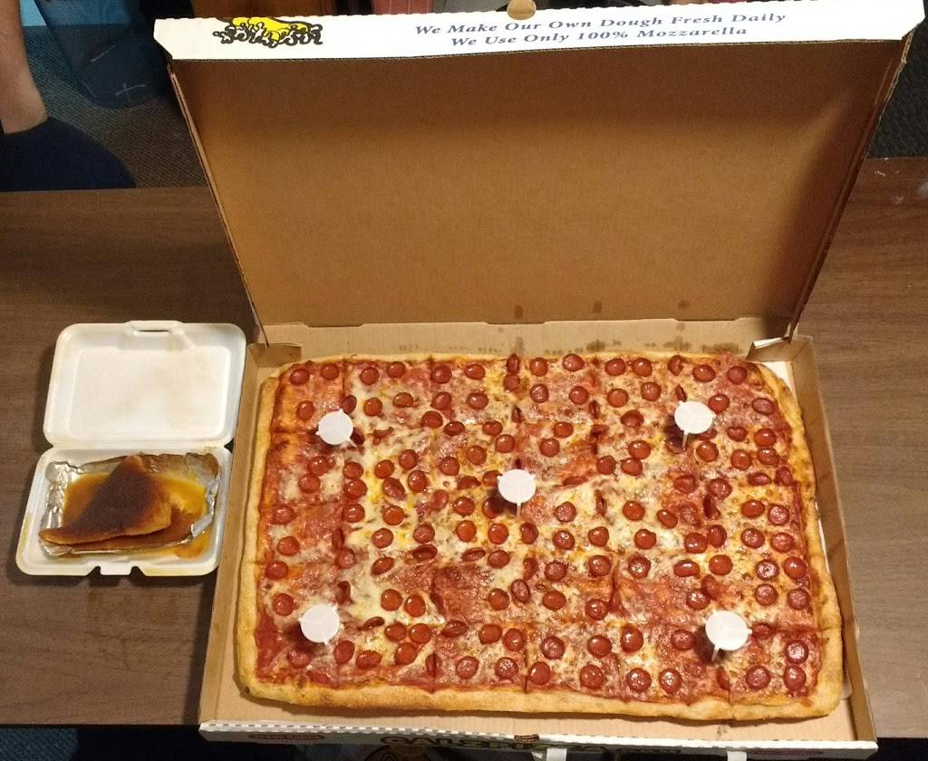 Calz Pizza | restaurant | 738 E Bayview Blvd, Norfolk, VA 23503, USA | 7574803663 OR +1 757-480-3663