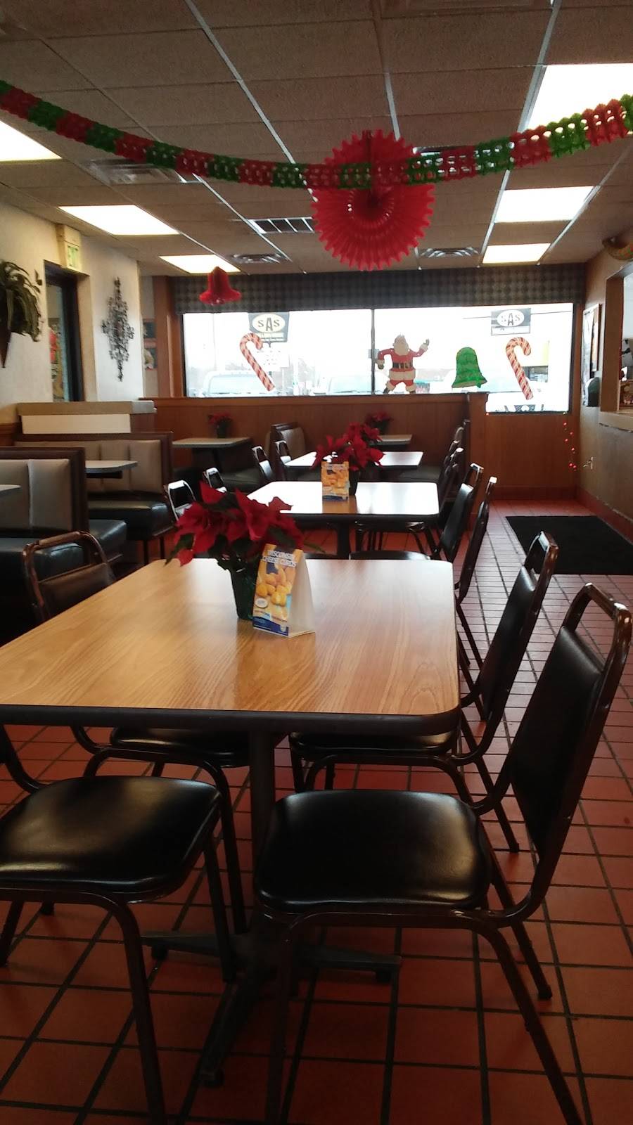 Penguin Point #20 | restaurant | 840 W Bristol St, Elkhart, IN 46514, USA | 5742645252 OR +1 574-264-5252