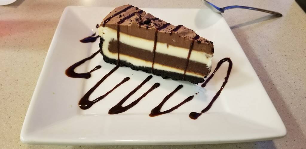 Leos Coney Island | restaurant | 193 S Livernois Rd, Rochester Hills, MI 48307, USA | 2486016200 OR +1 248-601-6200