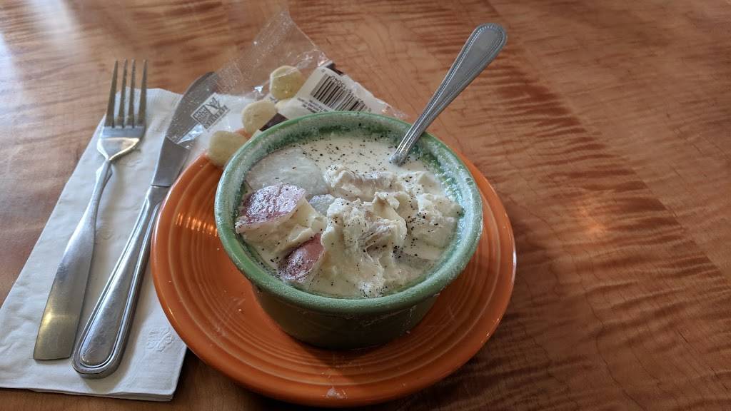 MountainView Station | restaurant | 79 Main St, Center Ossipee, NH 03814, USA | 6033011414 OR +1 603-301-1414