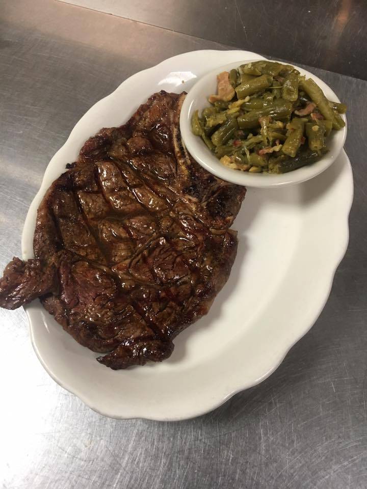 Annbriars Smokehouse Restaurant | restaurant | 1524 Birdie Ln, Waterloo, IL 62298, USA | 6189394653 OR +1 618-939-4653