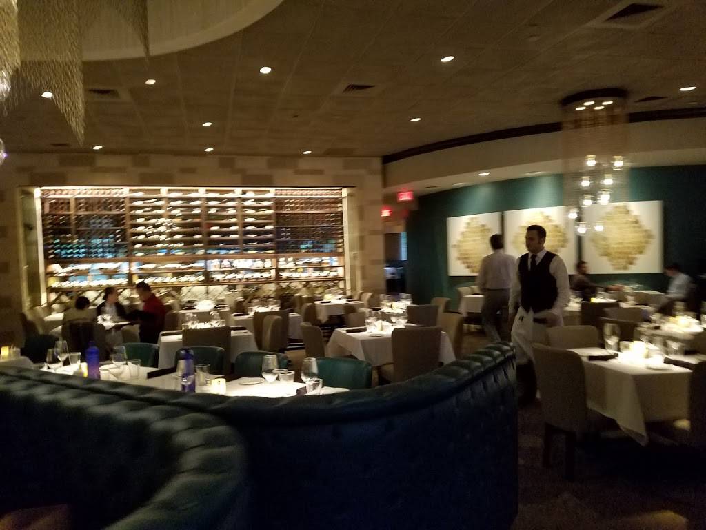 Perrys Steakhouse & Grille | restaurant | 9827 Katy Fwy, Houston, TX 77024, USA | 8323589000 OR +1 832-358-9000