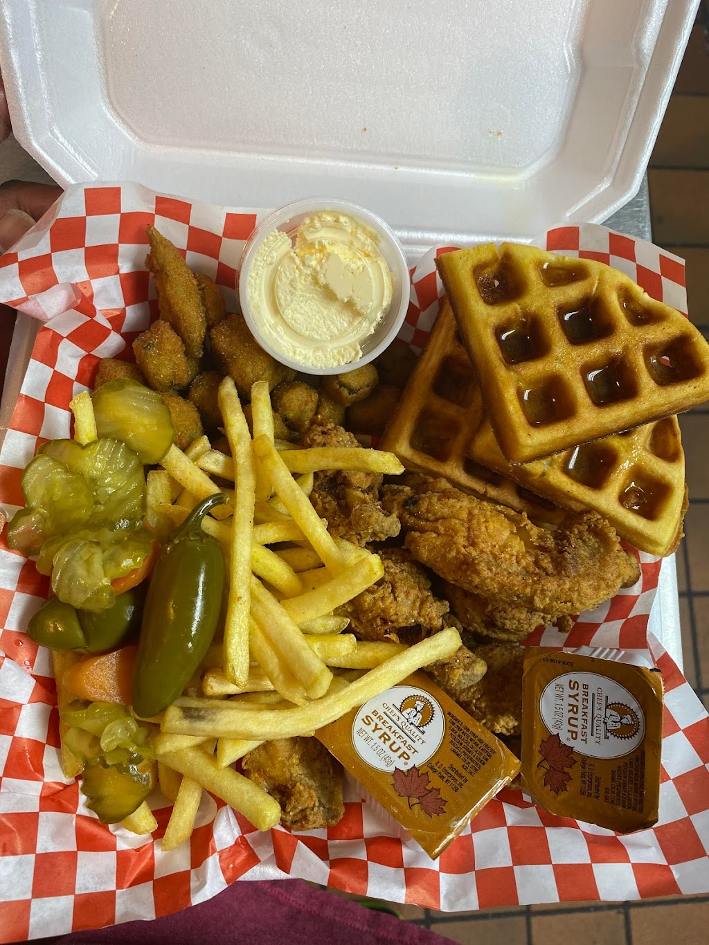 Big Bois Chicken -N- Waffles | restaurant | 1007 W Camp Wisdom Rd, Dallas, TX 75232, USA | 4696139055 OR +1 469-613-9055