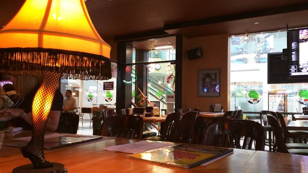 Winking Lizard | restaurant | 1301 E 9th St, Cleveland, OH 44114, USA | 2162974490 OR +1 216-297-4490