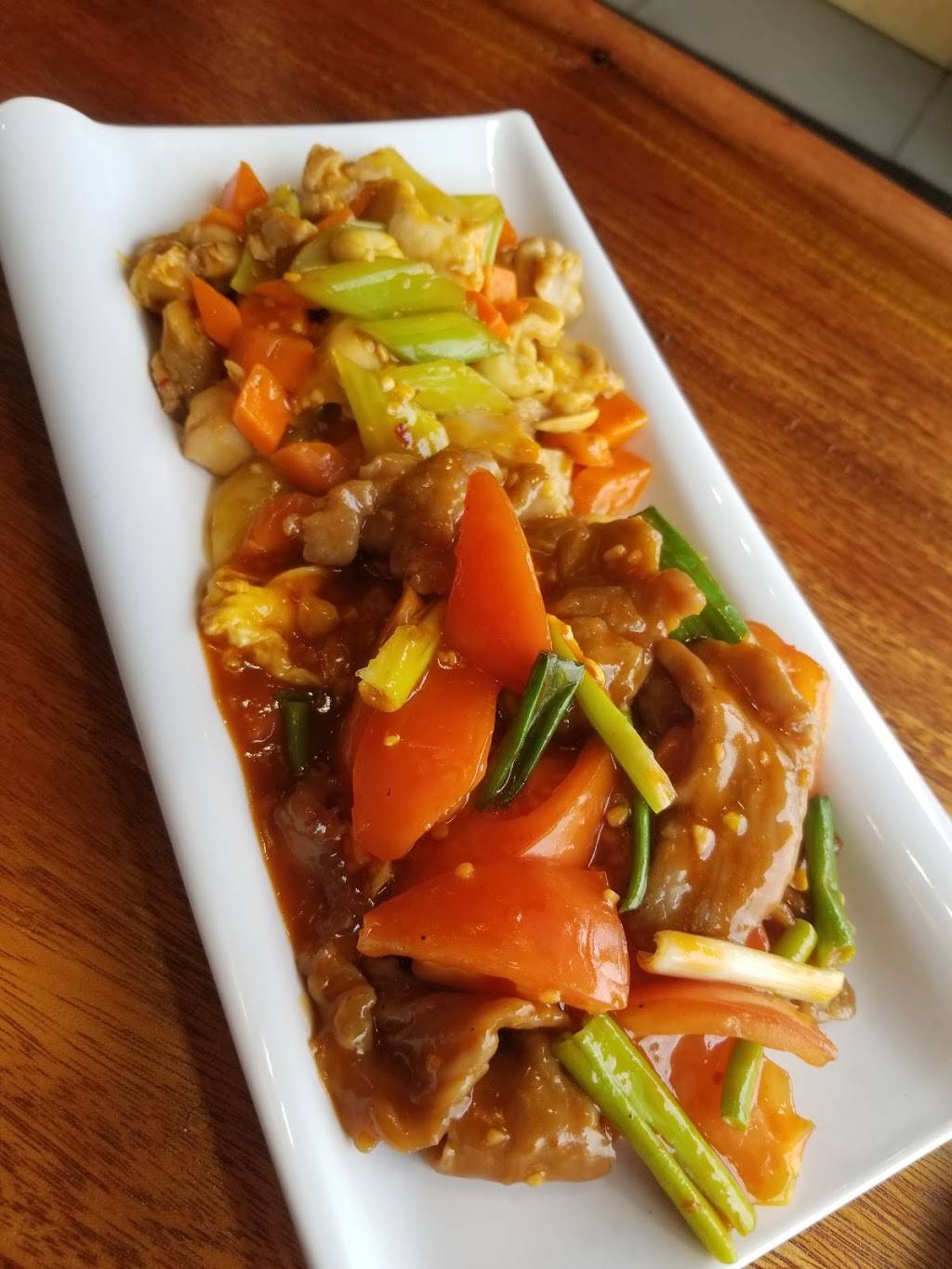 The Arch Noodle House | restaurant | 1309 Main St W, Hamilton, ON L8S 1C5, Canada | 9055258088 OR +1 905-525-8088