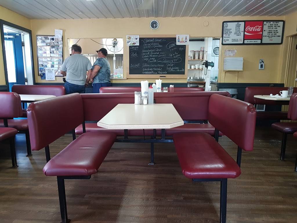 Casse-Croute Chez Claudette | restaurant | 150 Chemin de Ste Marguerite, Sainte-Marguerite-du-Lac-Masson, QC J0T 1L0, Canada | 4502282633 OR +1 450-228-2633