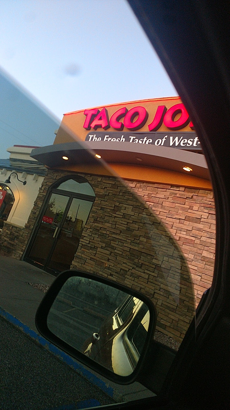 Taco Johns | restaurant | 623 W Main St, Riverton, WY 82501, USA | 3078569649 OR +1 307-856-9649