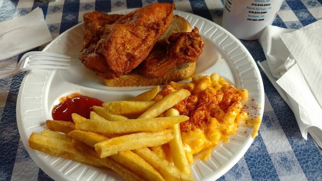 Guss World Famous Fried Chicken | restaurant | 3101 Sutherland Ave, Knoxville, TN 37919, USA | 8652005468 OR +1 865-200-5468