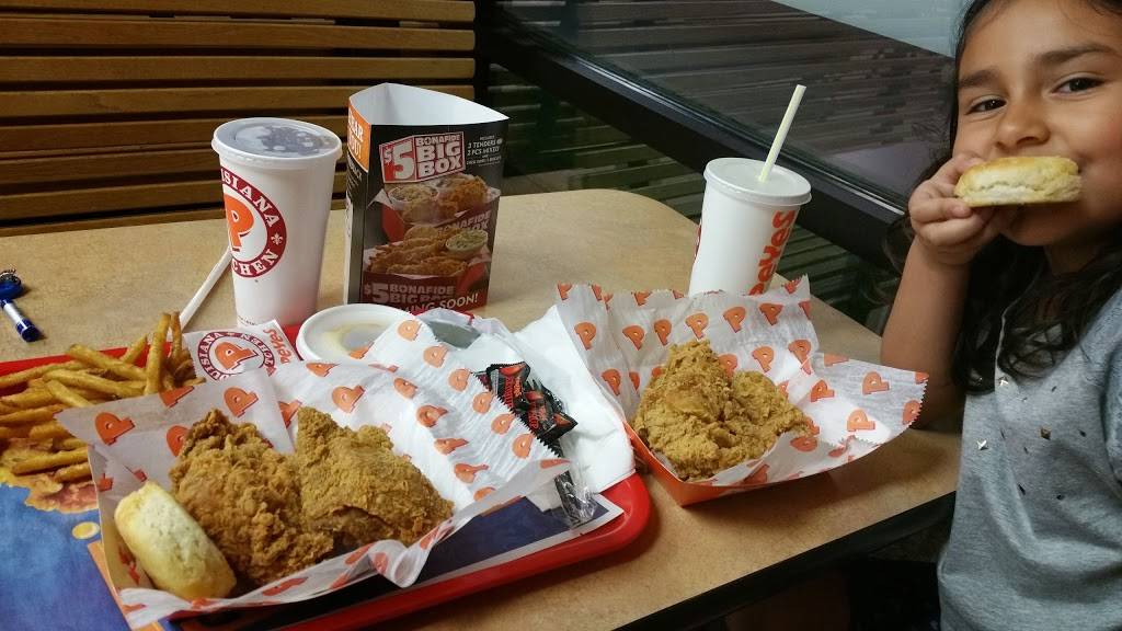 Popeyes Louisiana Kitchen | restaurant | 3021 Western Center Blvd, Fort Worth, TX 76131, USA | 8172329688 OR +1 817-232-9688
