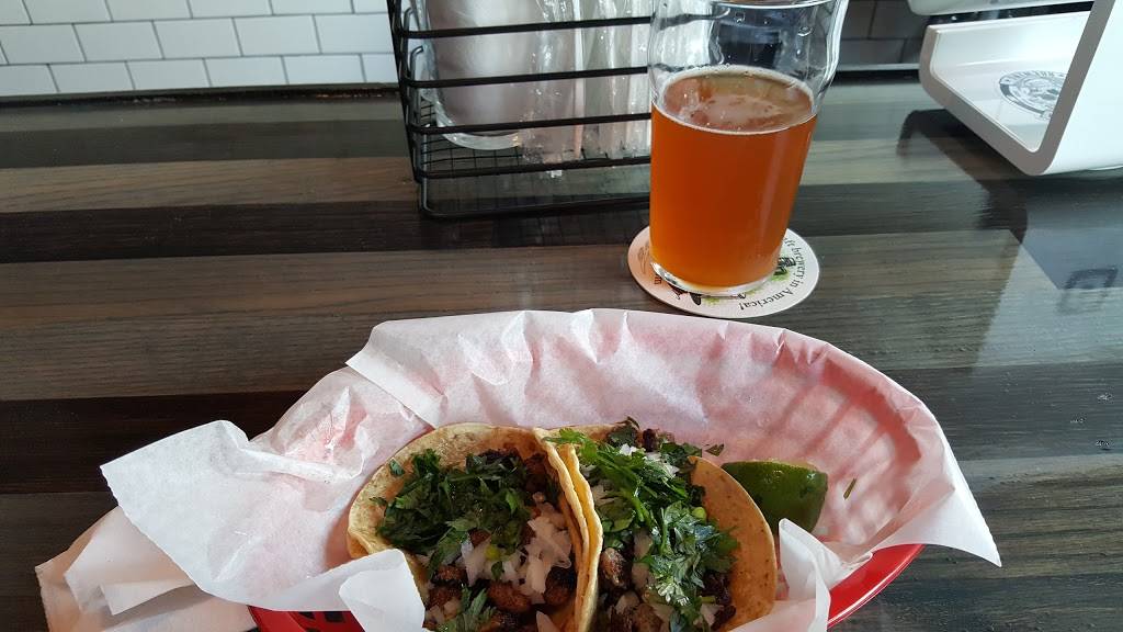 Soundgrowler Brewing Co. | restaurant | 8201 183rd St Suite P, Tinley Park, IL 60487, USA | 7082630083 OR +1 708-263-0083