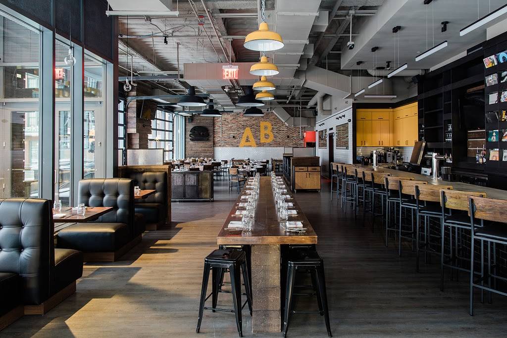 A&B Burgers - Causeway | restaurant | 115 Beverly St, Boston, MA 02114, USA | 8574492251 OR +1 857-449-2251