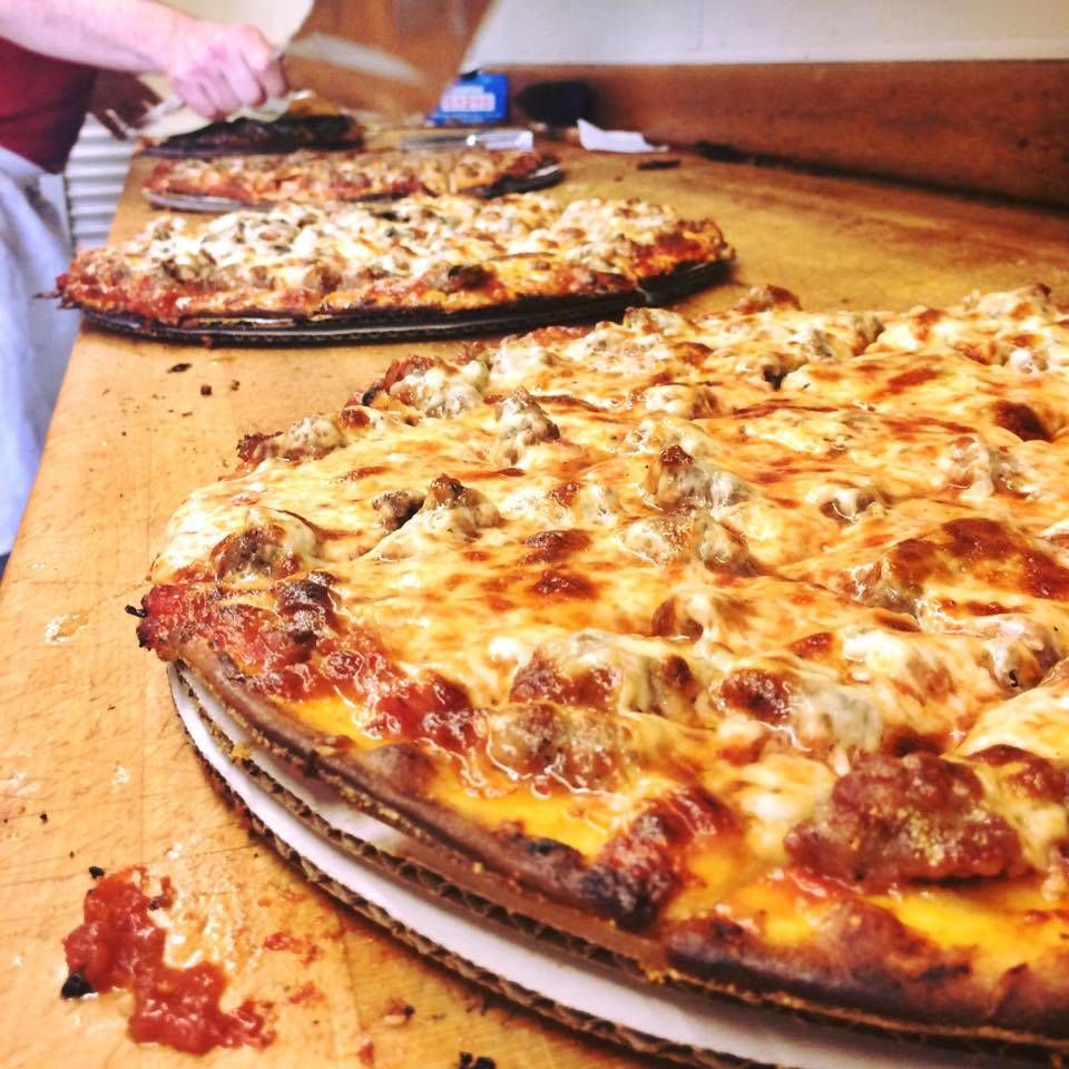 Obbies Pizza | restaurant | 2420, 6654 W Archer Ave, Chicago, IL 60638, USA | 7735862828 OR +1 773-586-2828