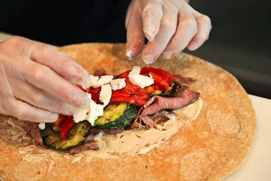 Itz a Wrap | restaurant | 129 Jefferson Ave, Toronto, ON M6K 3E4, Canada | 6474308417 OR +1 647-430-8417