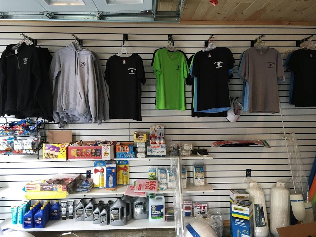 Indian Bay Marina and Restaurant | restaurant | 237 Corlear Dr, Willsboro, NY 12996, USA | 5189637858 OR +1 518-963-7858