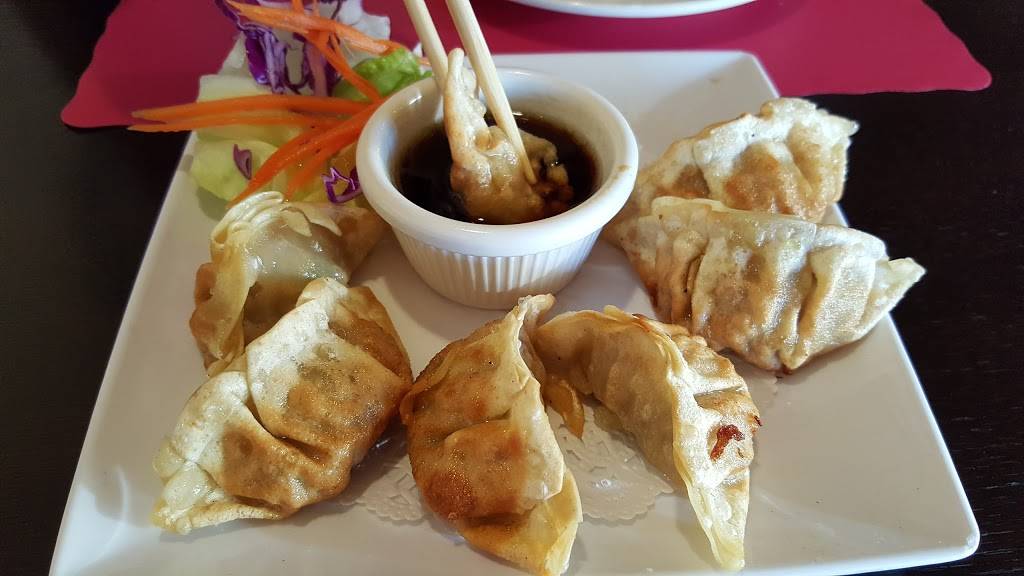 Oishii Japanese Thai Restaurant | restaurant | 10251 Mast Blvd B, Santee, CA 92071, USA | 6195964852 OR +1 619-596-4852