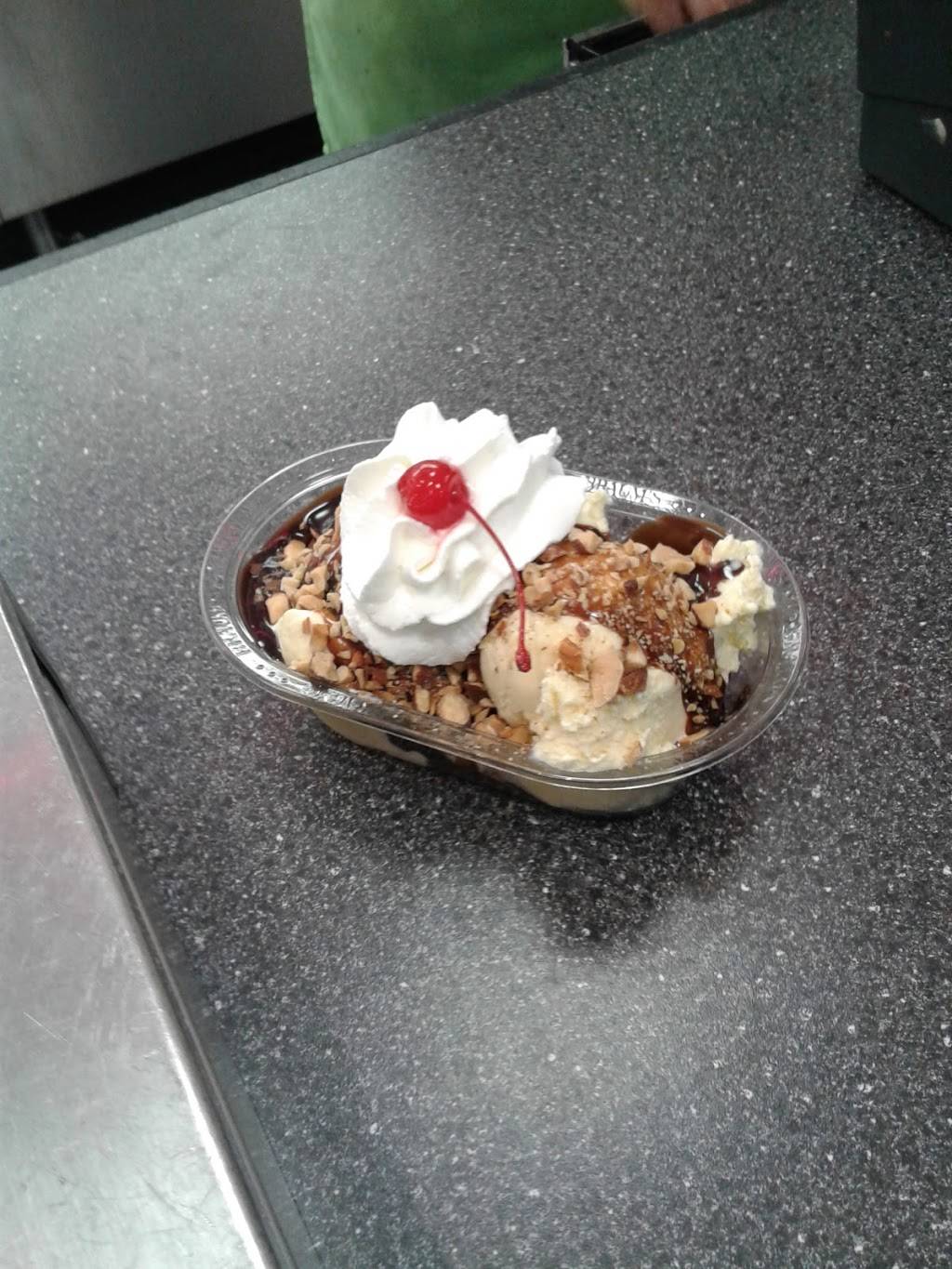 Braums Ice Cream & Burger Restaurant | restaurant | 1021 Holiday Dr, Ardmore, OK 73401, USA | 5802262330 OR +1 580-226-2330