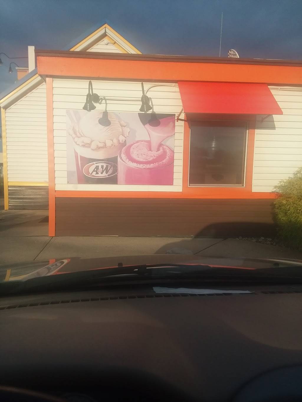 Long John Silvers | restaurant | 3707 National Rd E, Richmond, IN 47374, USA | 7659666245 OR +1 765-966-6245