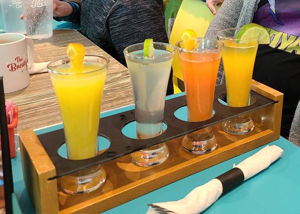 The Breakfast Club | restaurant | 212 E 3rd St, Des Moines, IA 50309, USA | 5152805251 OR +1 515-280-5251