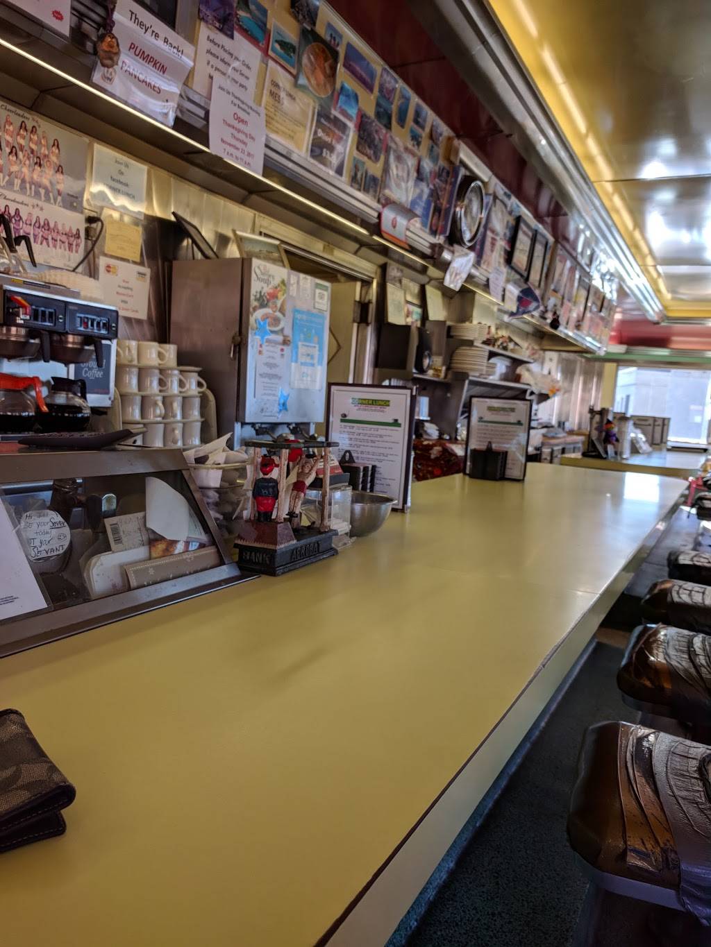 Corner Lunch Diner | restaurant | 133 Lamartine St, Worcester, MA 01608, USA | 5087999866 OR +1 508-799-9866