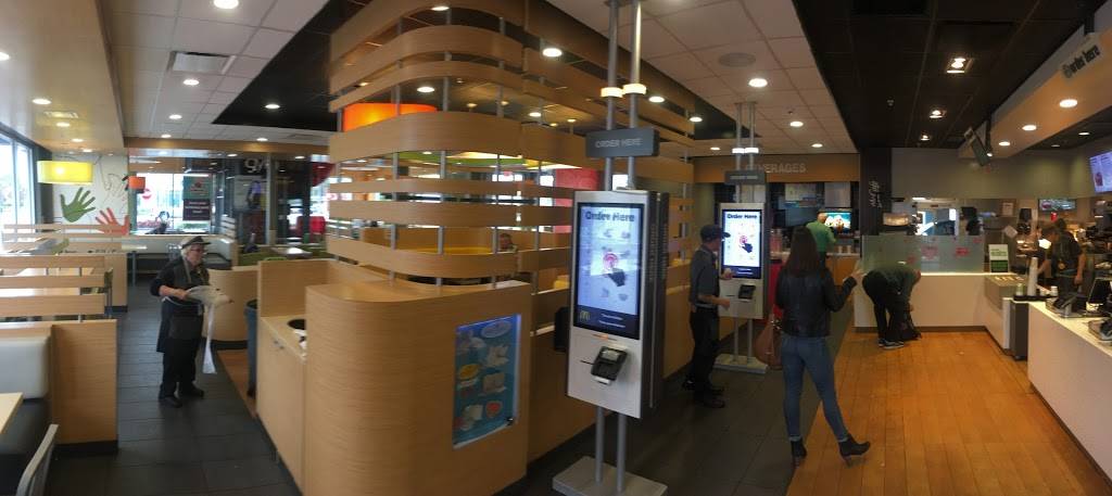 McDonalds | cafe | 300 38th Ave N, St. Petersburg, FL 33704, USA | 7278966513 OR +1 727-896-6513