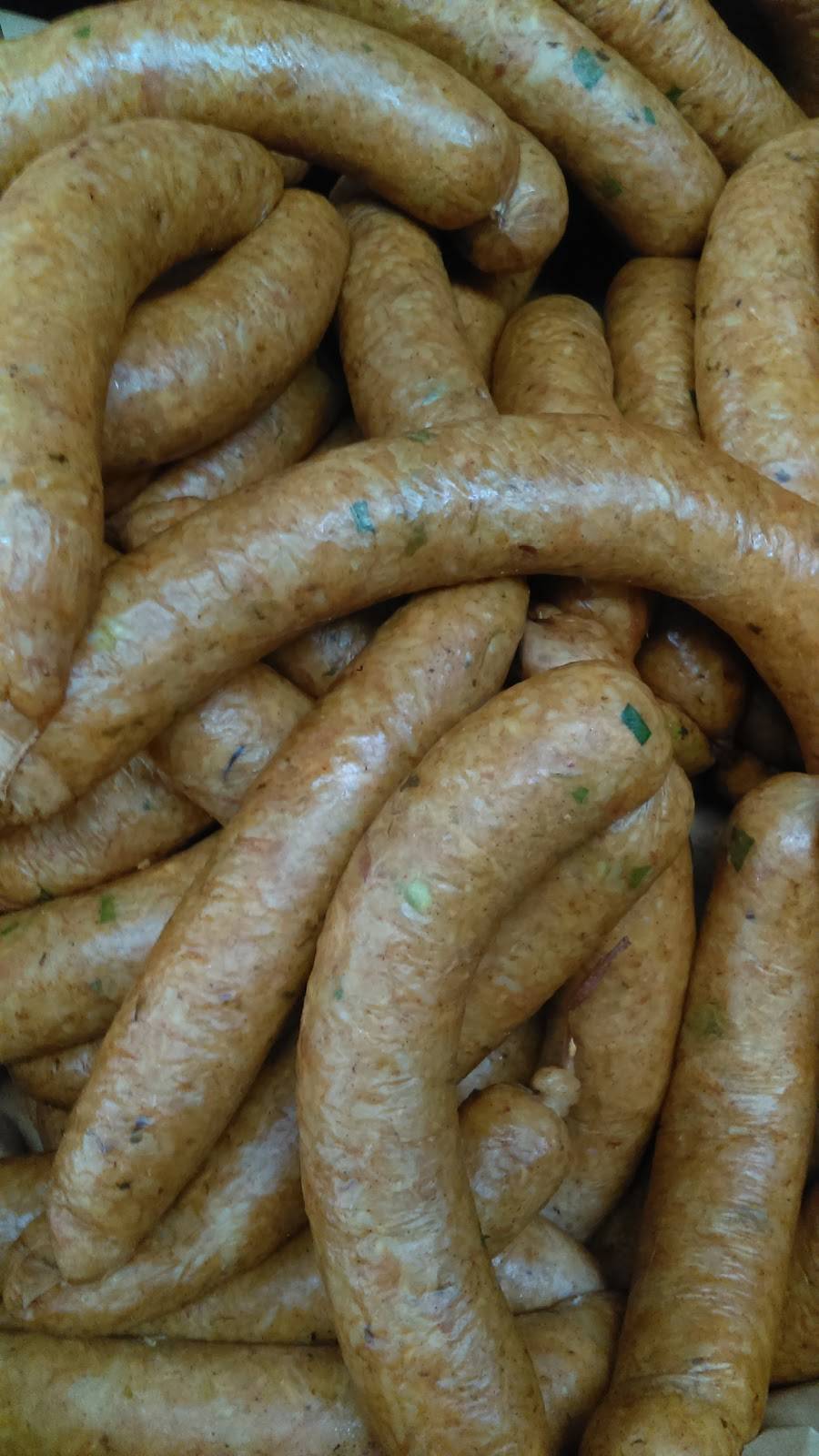 Charlie Ts | restaurant | 1406 Rees St, Breaux Bridge, LA 70517, USA | 3373322426 OR +1 337-332-2426