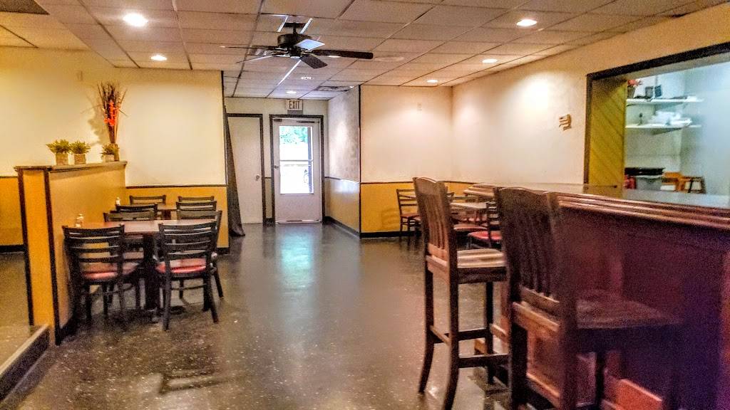 Urban Soul Grille | restaurant | 7502 Mentor Ave, Mentor, OH 44060, USA | 4408561060 OR +1 440-856-1060