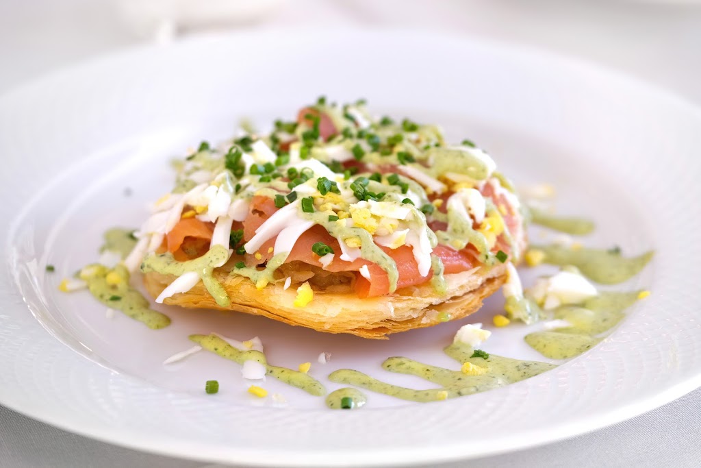 Village Gem Restaurant | restaurant | Mission Street At 5th Ave Just North of, 5th Ave, Carmel-By-The-Sea, CA 93921, USA | 8312507811 OR +1 831-250-7811