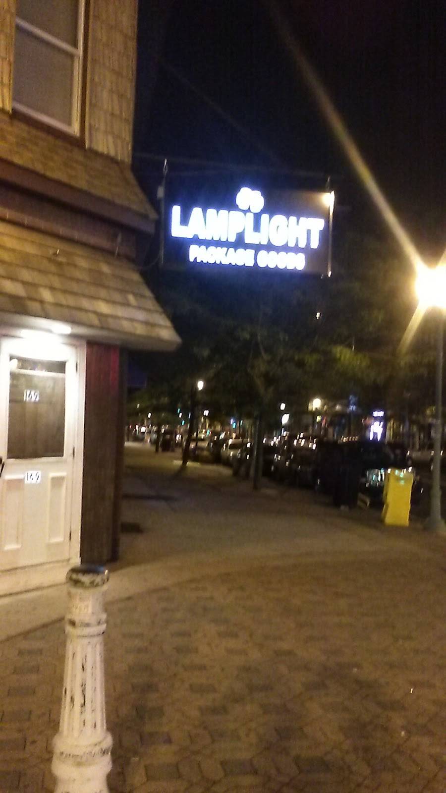 Lamplight Inn | restaurant | 169 Elmora Ave, Elizabeth, NJ 07202, USA | 9083525124 OR +1 908-352-5124