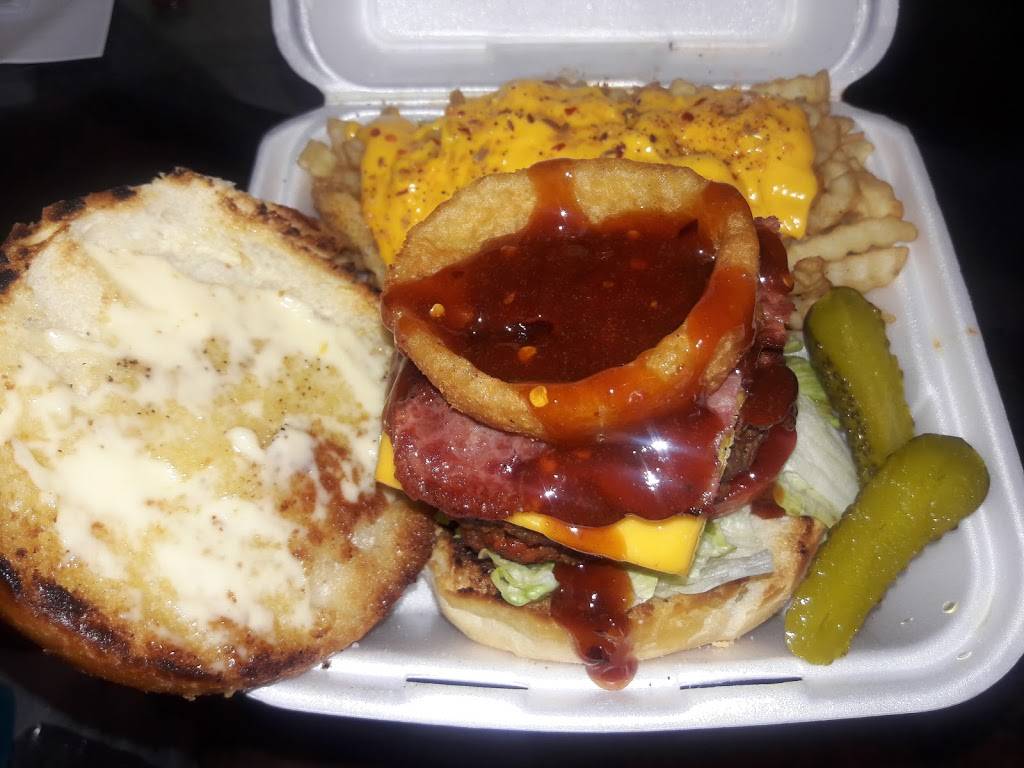 Teekays Kitchen | restaurant | 125 N Madison St, Allentown, PA 18102, USA | 6105153556 OR +1 610-515-3556