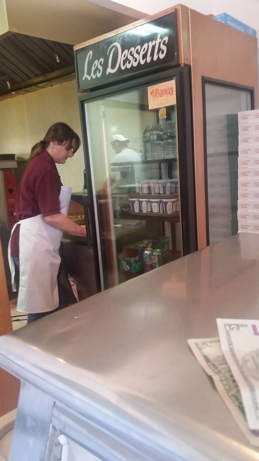 Bureks Pizza | restaurant | 6857 Forest Ave, Ridgewood, NY 11385, USA | 7185763147 OR +1 718-576-3147