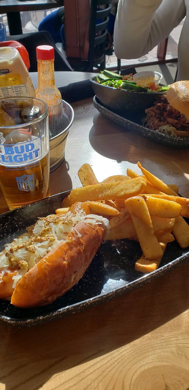 9280 Tap House | restaurant | 0140 Ida Belle Dr, Keystone, CO 80435, USA | 9704964333 OR +1 970-496-4333