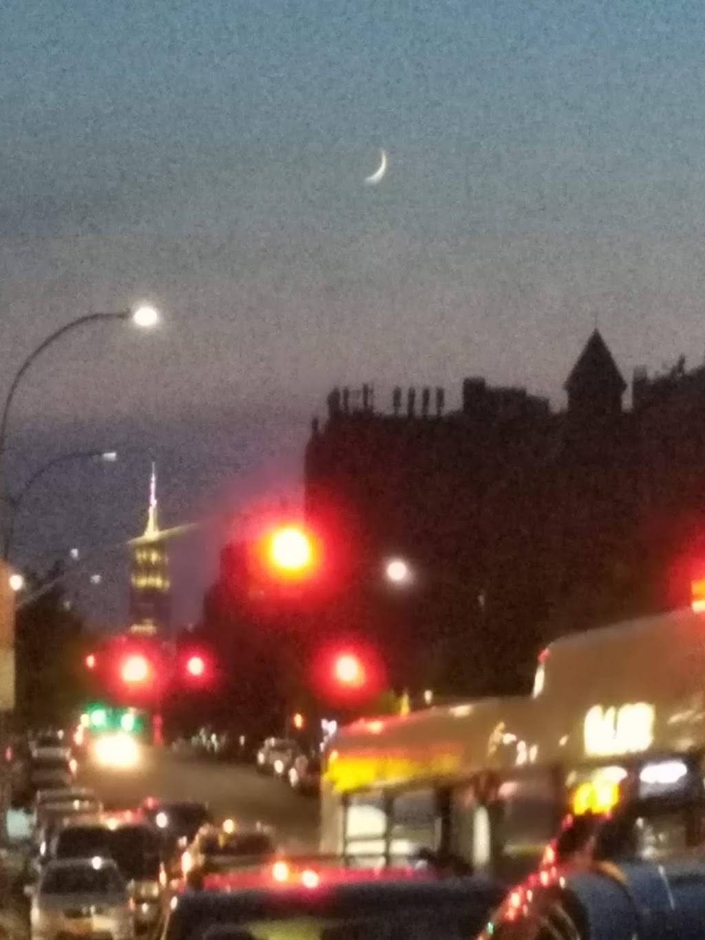 Good Luck | restaurant | 4516 48th St, Woodside, NY 11377, USA | 7187293247 OR +1 718-729-3247