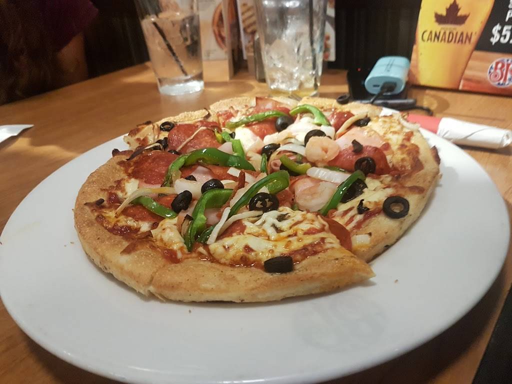 Boston Pizza Americana | restaurant | 8444 Lundys Ln, Niagara Falls, ON L2H 1H4, Canada | 9053566253 OR +1 905-356-6253