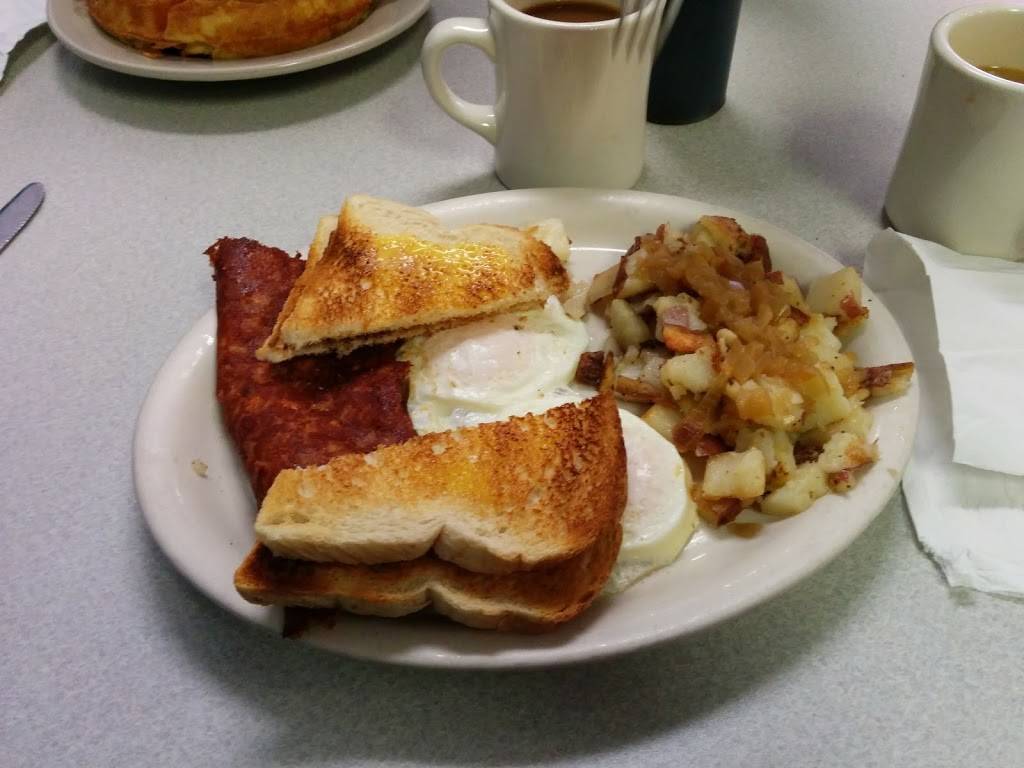 Suzies Diner | restaurant | 4867, 76 Lowell Rd, Hudson, NH 03051, USA | 6038832741 OR +1 603-883-2741