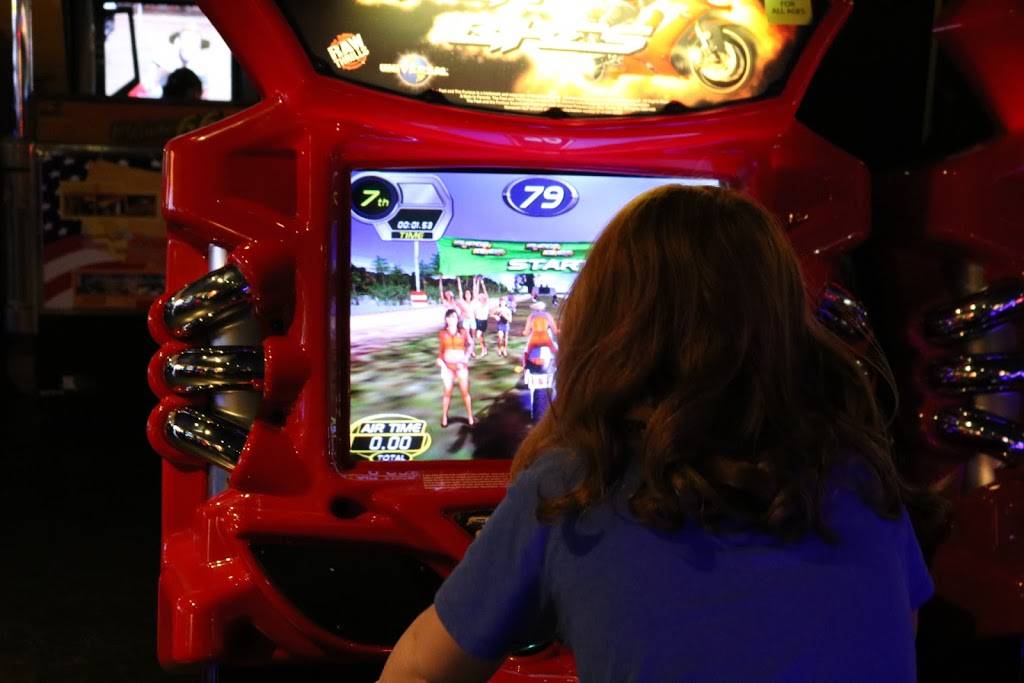 Main Event Fort Worth South | restaurant | 4801 Citylake Blvd E, Fort Worth, TX 76132, USA | 8172925555 OR +1 817-292-5555