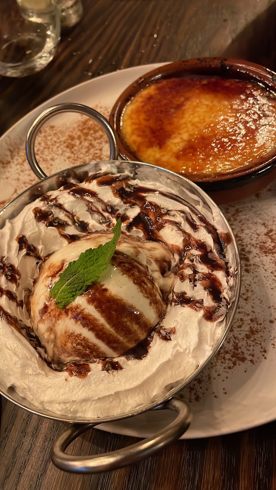 Barbacoa Artisanal Burger House | restaurant | 142 Spruce St, Cedarhurst, NY 11516, USA | 5162401622 OR +1 516-240-1622