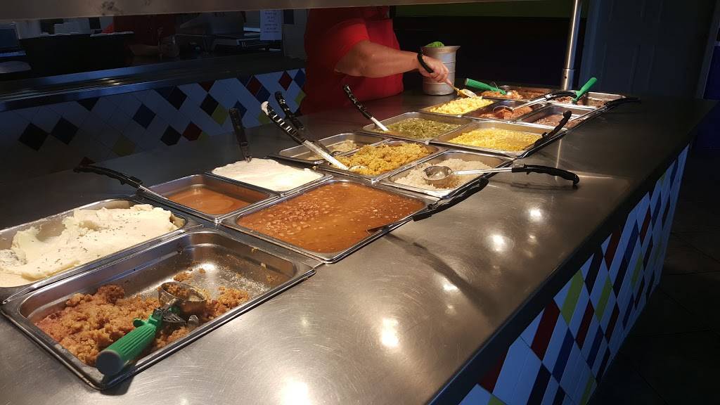 Hartz Chicken Buffet | restaurant | 10314 US-59, Wharton, TX 77488, USA | 9792828800 OR +1 979-282-8800