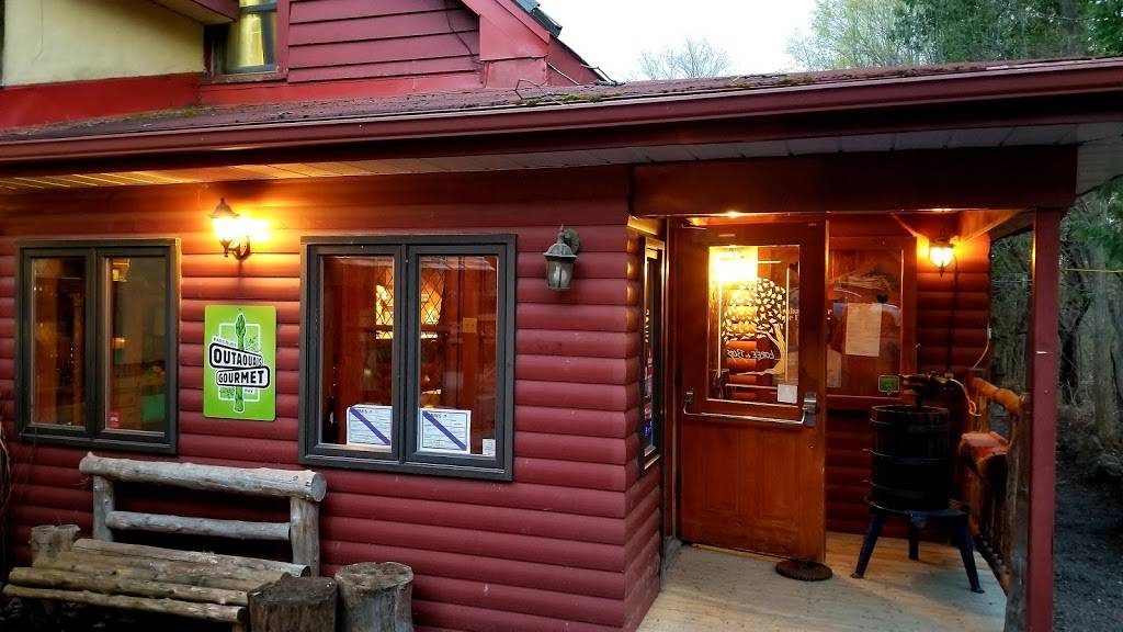 LOrée du Bois | restaurant | 15 Kingsmere Rd, Chelsea, QC J9B 1A1, Canada | 8198270332 OR +1 819-827-0332