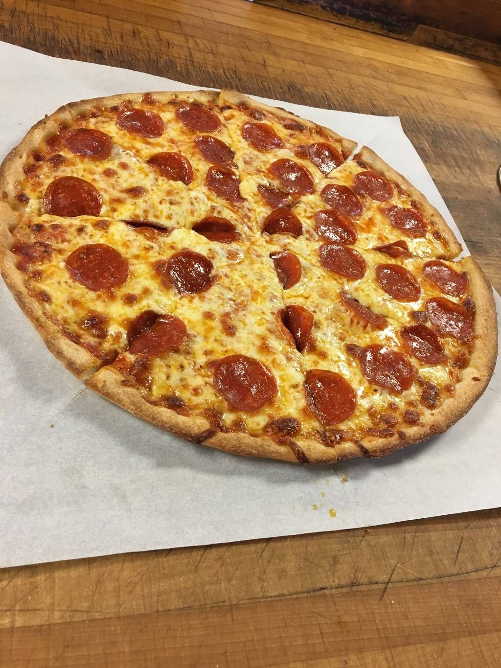 Angelos Pizzeria & Ice Cream | restaurant | 8162 Euclid Chardon Rd, Kirtland, OH 44094, USA | 4402564000 OR +1 440-256-4000