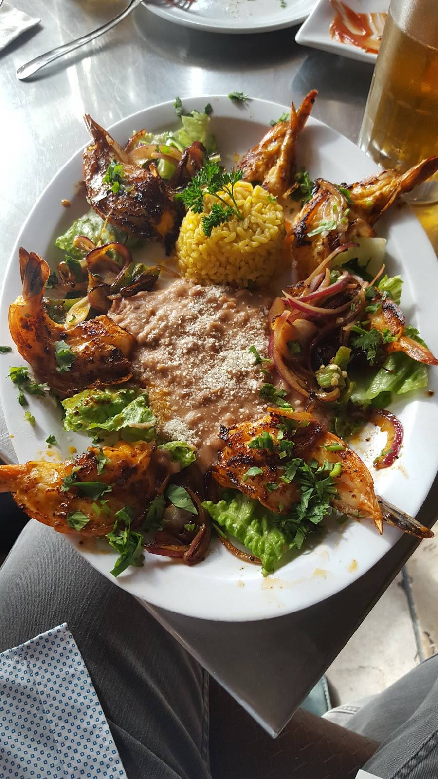 Baja Oyster and Sushi Bar | restaurant | 1912 Coronado Ave # 105, San Diego, CA 92154, USA | 6195754606 OR +1 619-575-4606