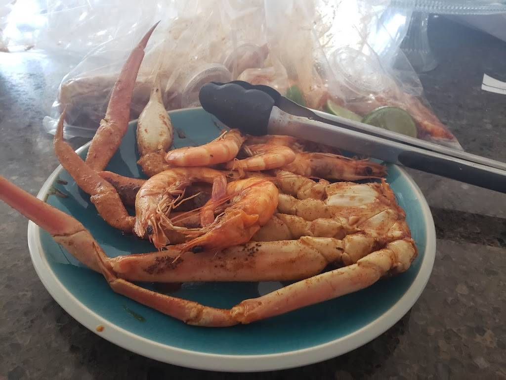 The Kickin Crab | restaurant | 482 N Main St Ste 102, Corona, CA 92880, USA | 9512561495 OR +1 951-256-1495